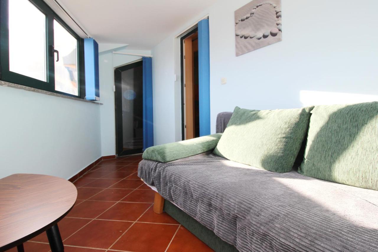 Apartments Pintar Zarok Baška Esterno foto