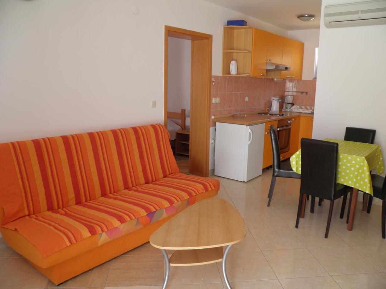 Apartments Pintar Zarok Baška Esterno foto