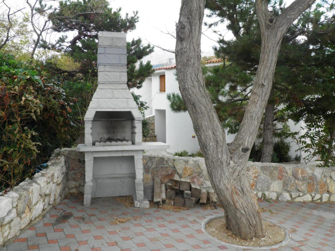 Apartments Pintar Zarok Baška Esterno foto